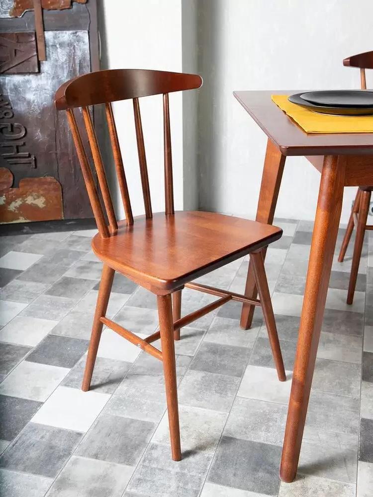 Стулья из массива дерева